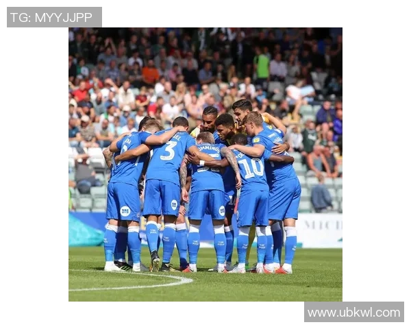 彼得堡联与米尔顿凯恩斯激战正酣比分揭晓精彩瞬间回顾 彼得堡联与米尔顿凯恩斯激战正酣比分揭晓精彩瞬间回顾