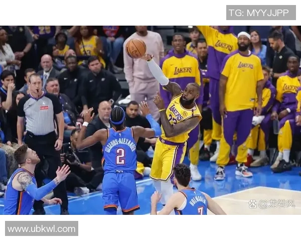 湖人热火G3激战正酣球迷期待精彩对决与逆转奇迹